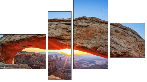 Famous sunrise at Mesa Arch - Four-piece canvas print, Fortyk