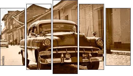 Classic Chevrolet  in Trinidad, Cuba - Five-piece canvas print, Pentaptych