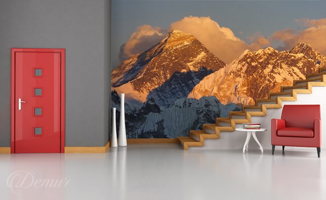 The-power-of-the-mountains-living-room-wallpapers-demur